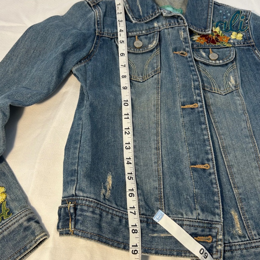 Hollister Cali Embroidered Denim Jacket Women's Size S Palm Trees Flowers Y2K - Picture 8 of 9